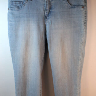 D. Jeans Denim Capri's Size 6